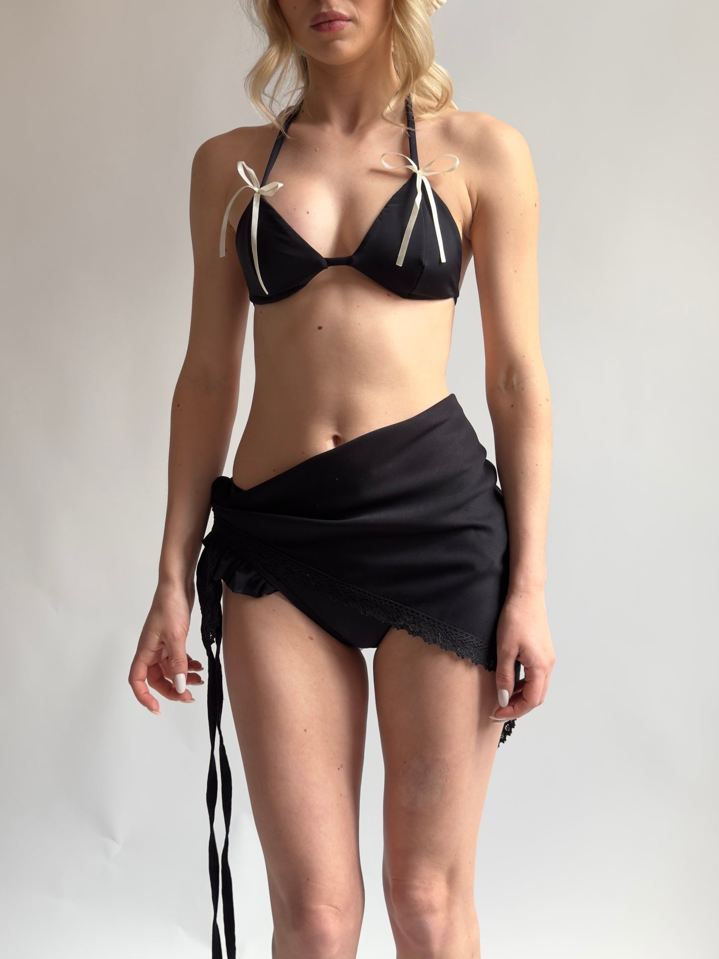 Black Sarong