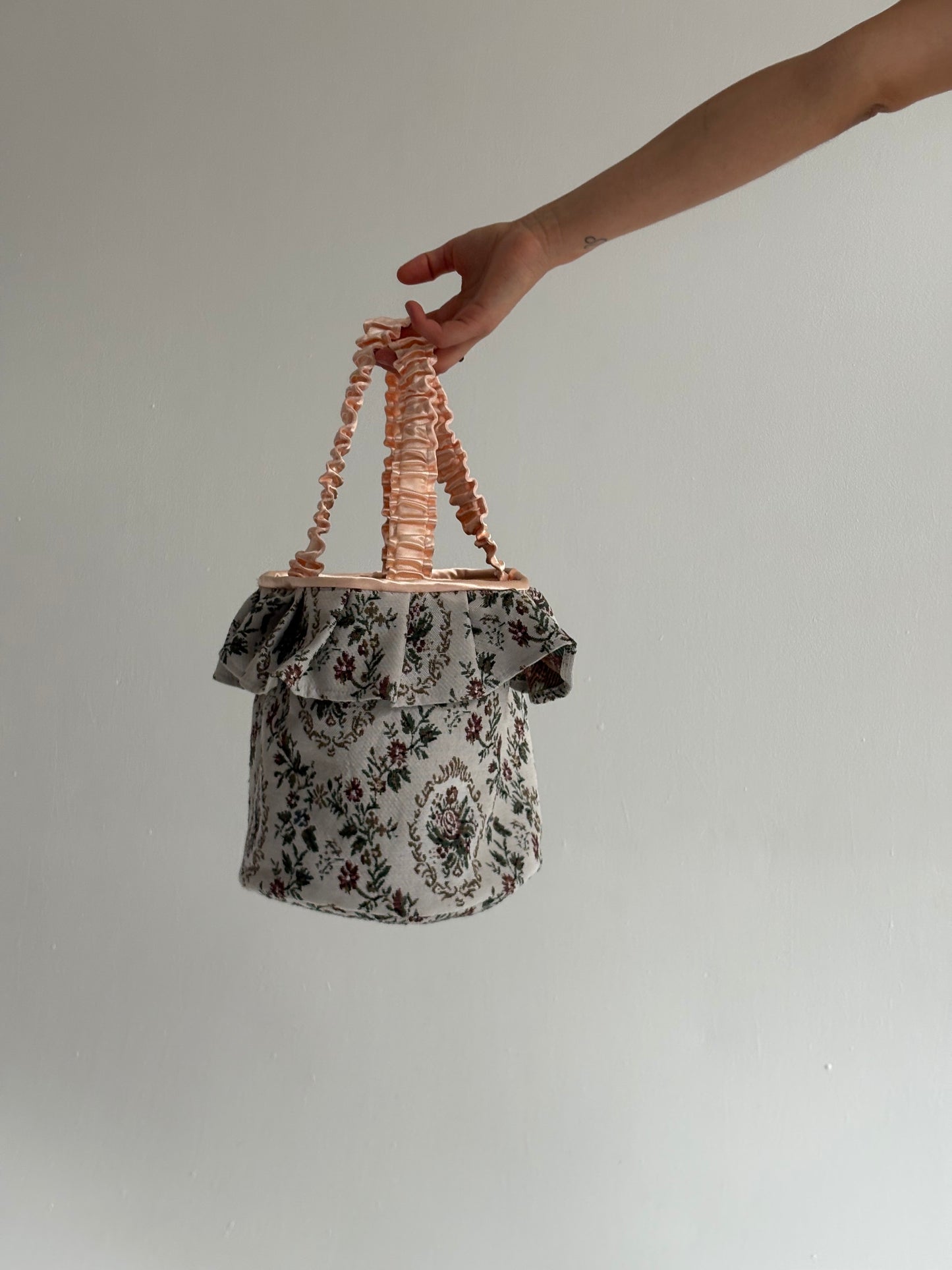 Floral basket