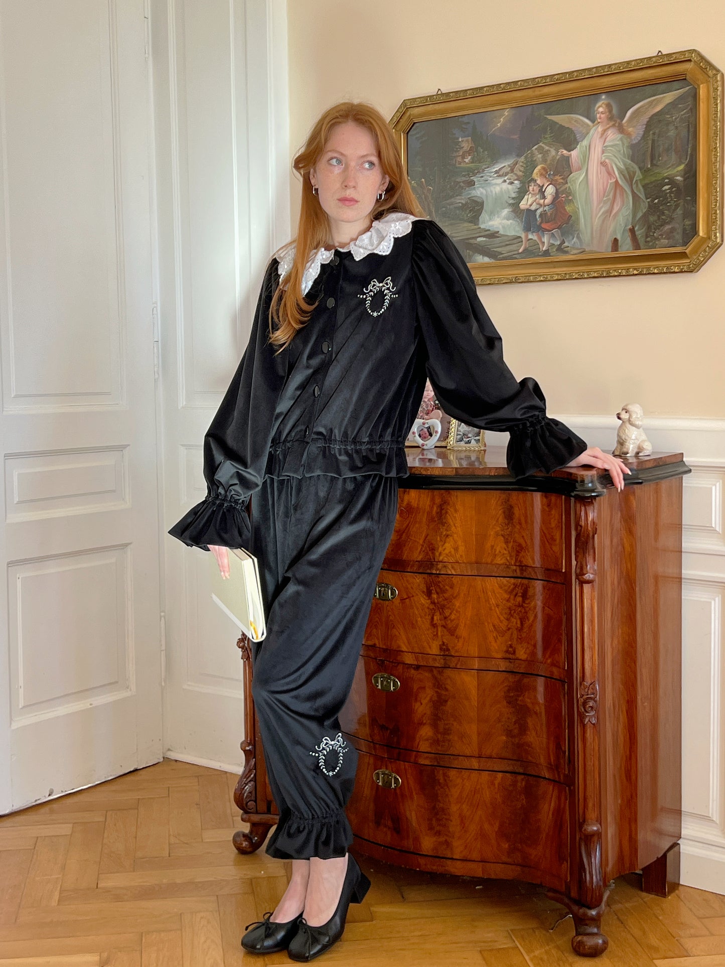 Black velvet set