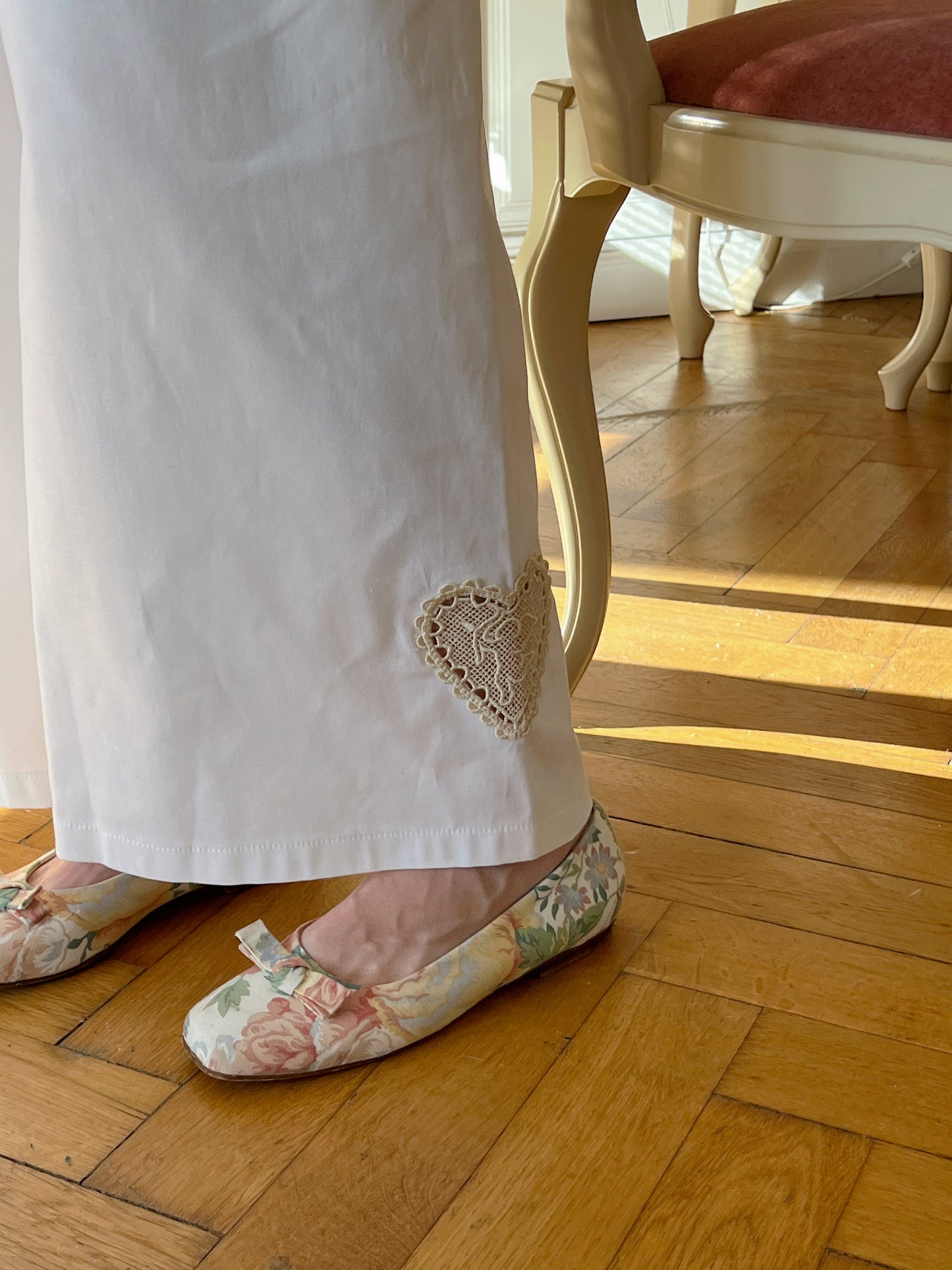 Set with organza details