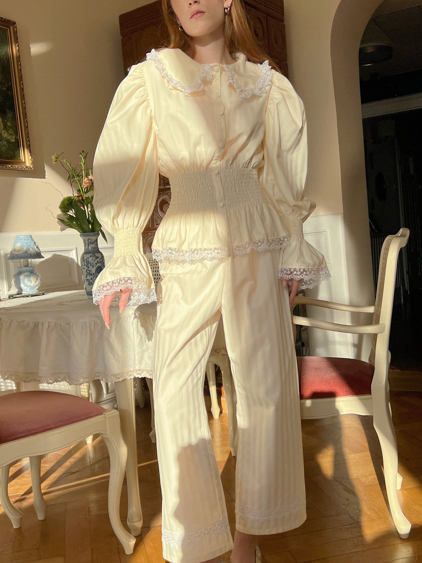 Cotton poplin antique puff sleeve set in Cream