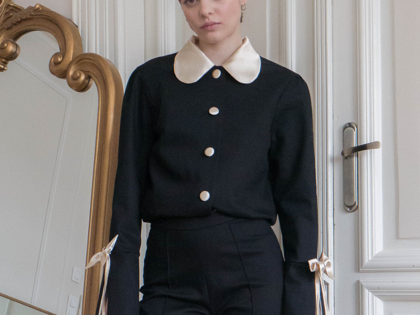 Black bow pants