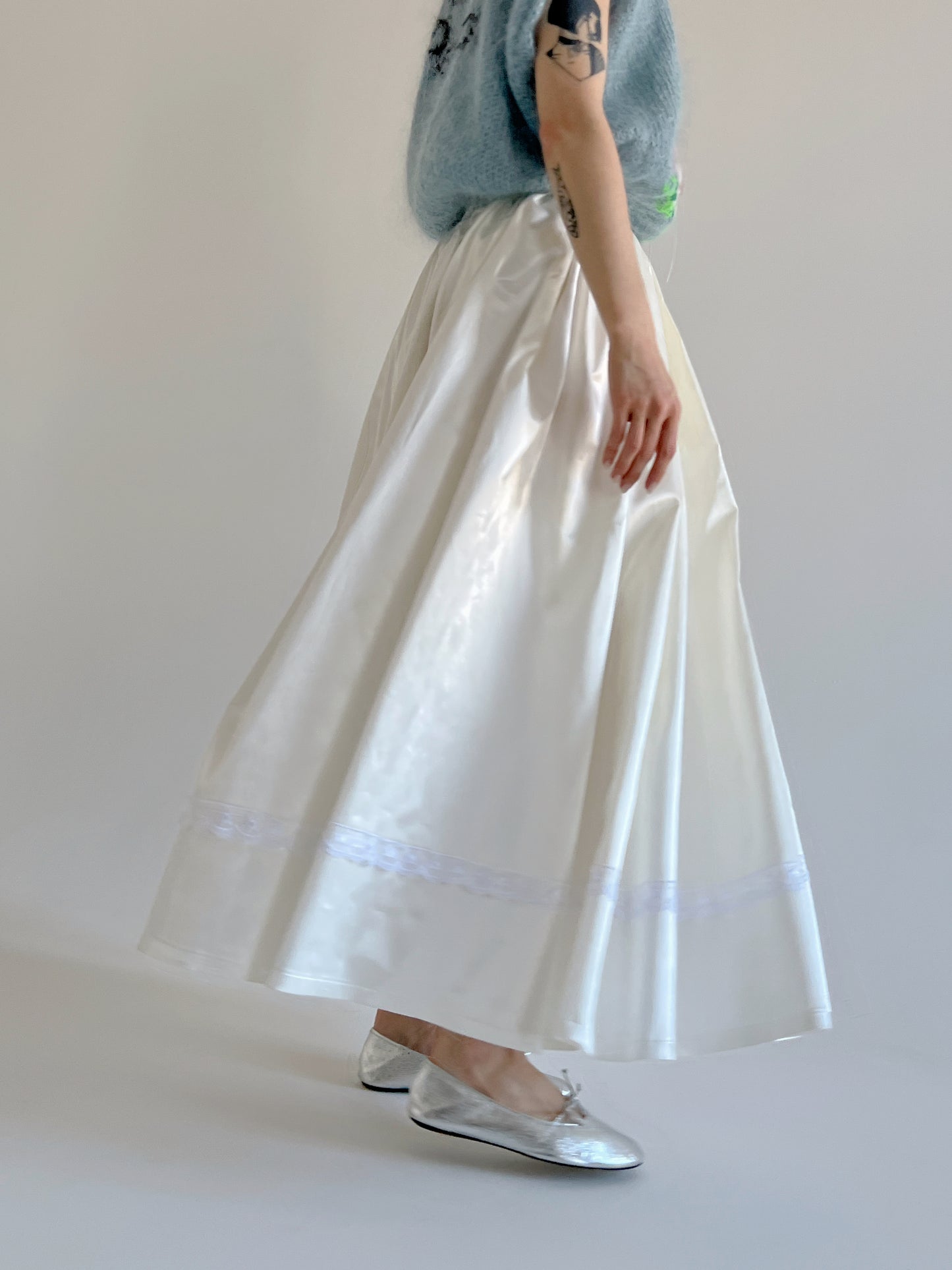 Midi cotton satin skirt