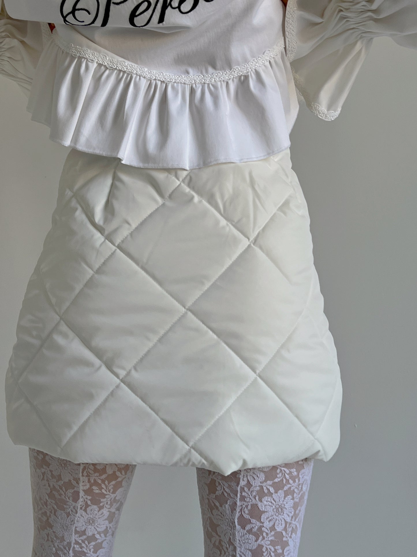 White quilted mini skirt