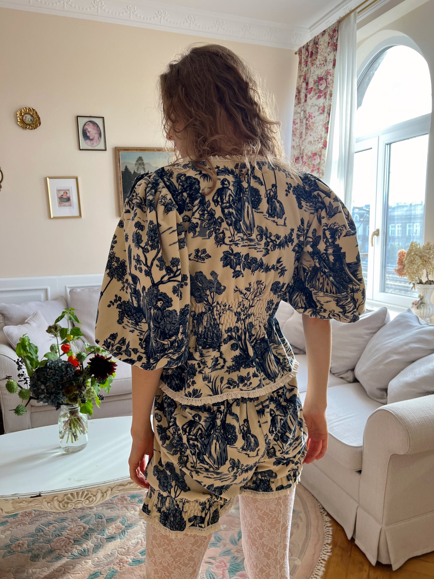 Toile de Jouy Velvet Set