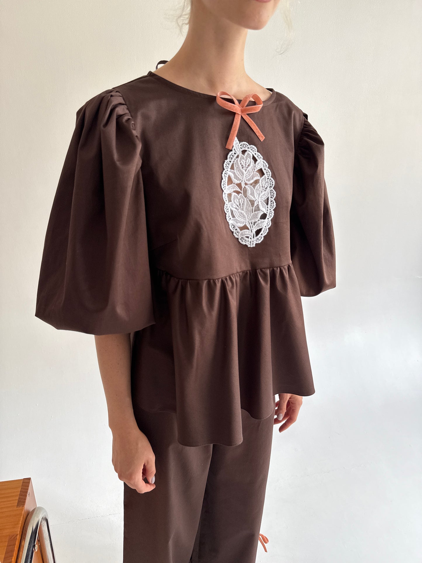 Chocolate Brown Rose Set