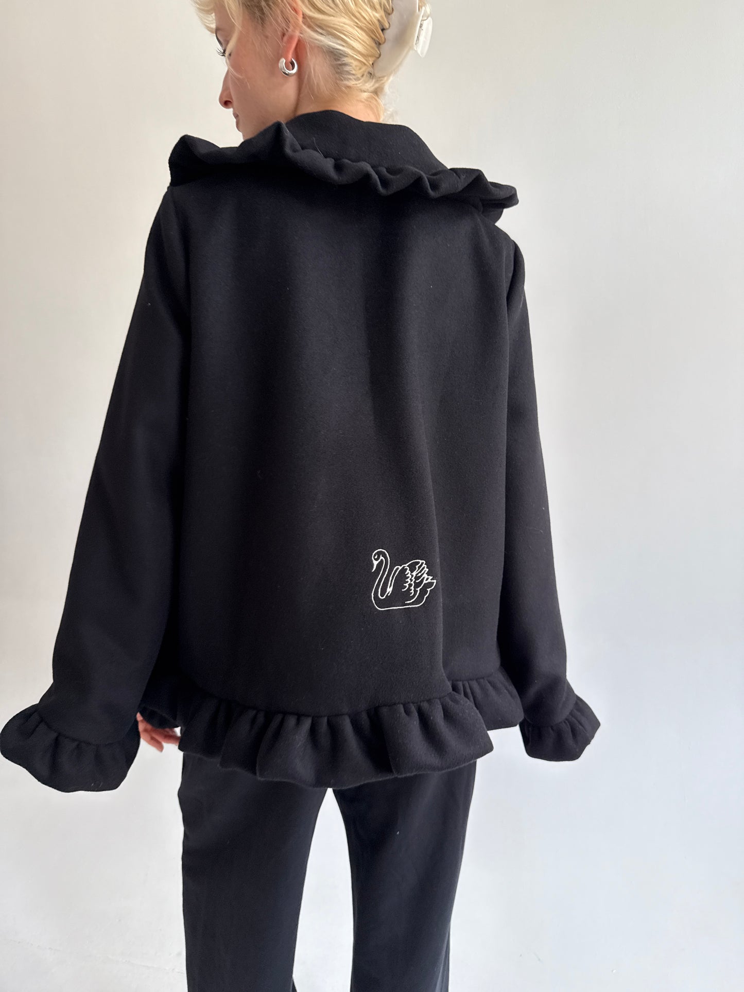 Black swan short wool coat