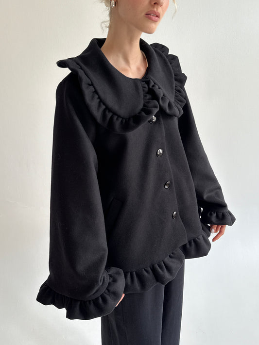 Black swan short wool coat