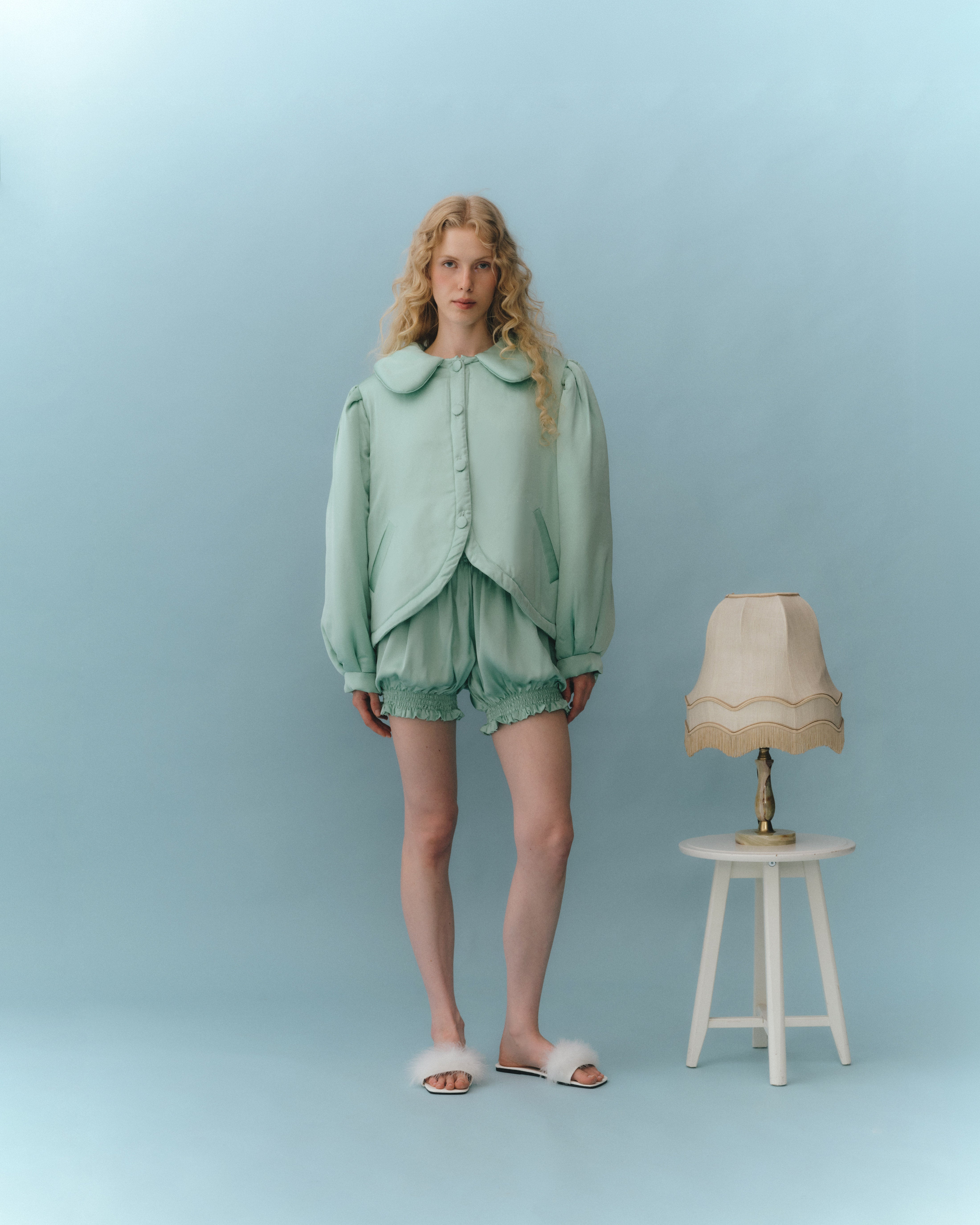 Satin puffer butterfly in Mint