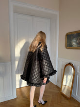 Charger l&#39;image dans la galerie, Ruffle Oversized Raincoat in black
