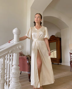 Flitterwochenkleid in Rosenmilch