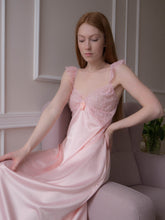 Load image into Gallery viewer, Slip dress
